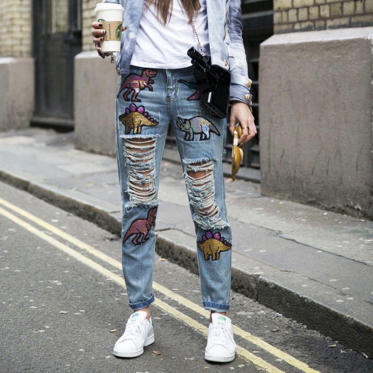 How To Style Mom Jeans